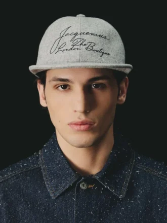 Czapka London Corgi Czapka z logo – dostępna wyłącznie w sprzedaży internetowej i w naszym butiku w Londynie