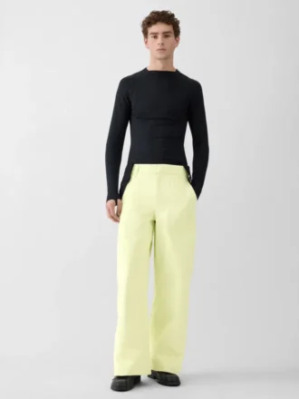 Dopasowane spodnie z Gore-Texu Jacquemus + Nike Dopasowane spodnie z Gore-Texu – współpraca Jacquemus + Nike