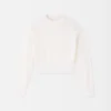 Haftowany sweter Haftowany sweter z dzianiny