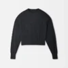 Haftowany sweter Haftowany sweter z dzianiny
