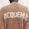 Sweter z dzianiny z logo Jacquard marki JACQUEMUS